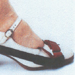 Conductive toe strap